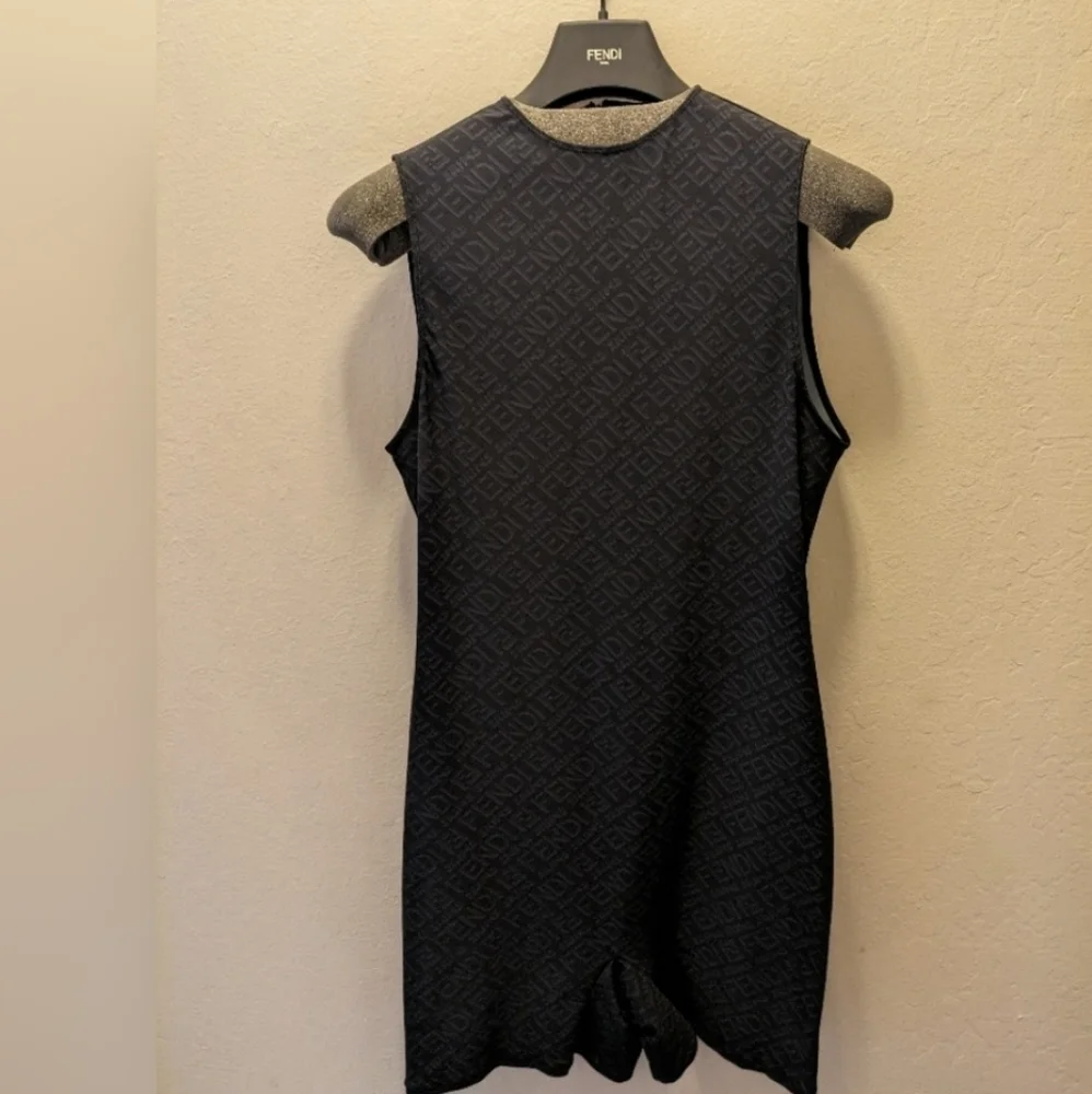 ❤️🔥Fendi Women's Dark Gray Sleeveless Romper - Picture 2 of 6